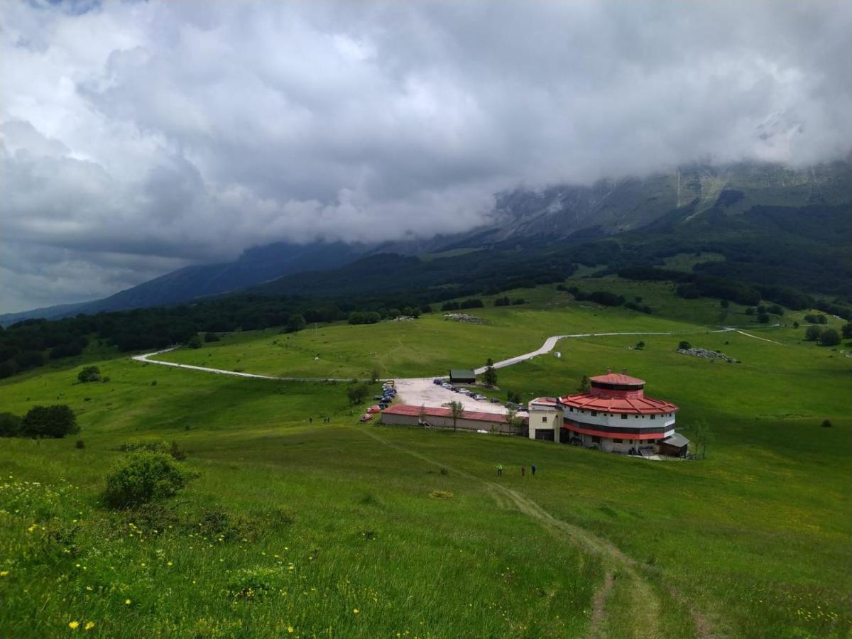 Hotel Panorama San Valentino in Abruzzo Citeriore Exterior photo